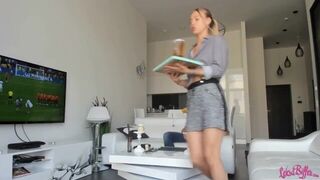 Трахнул Официантку за Чаевые - Домашнее Порно порно